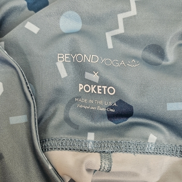 BEYOND YOGA x Poketo High Waisted Long Legging Size Medium - Picture 5 of 7